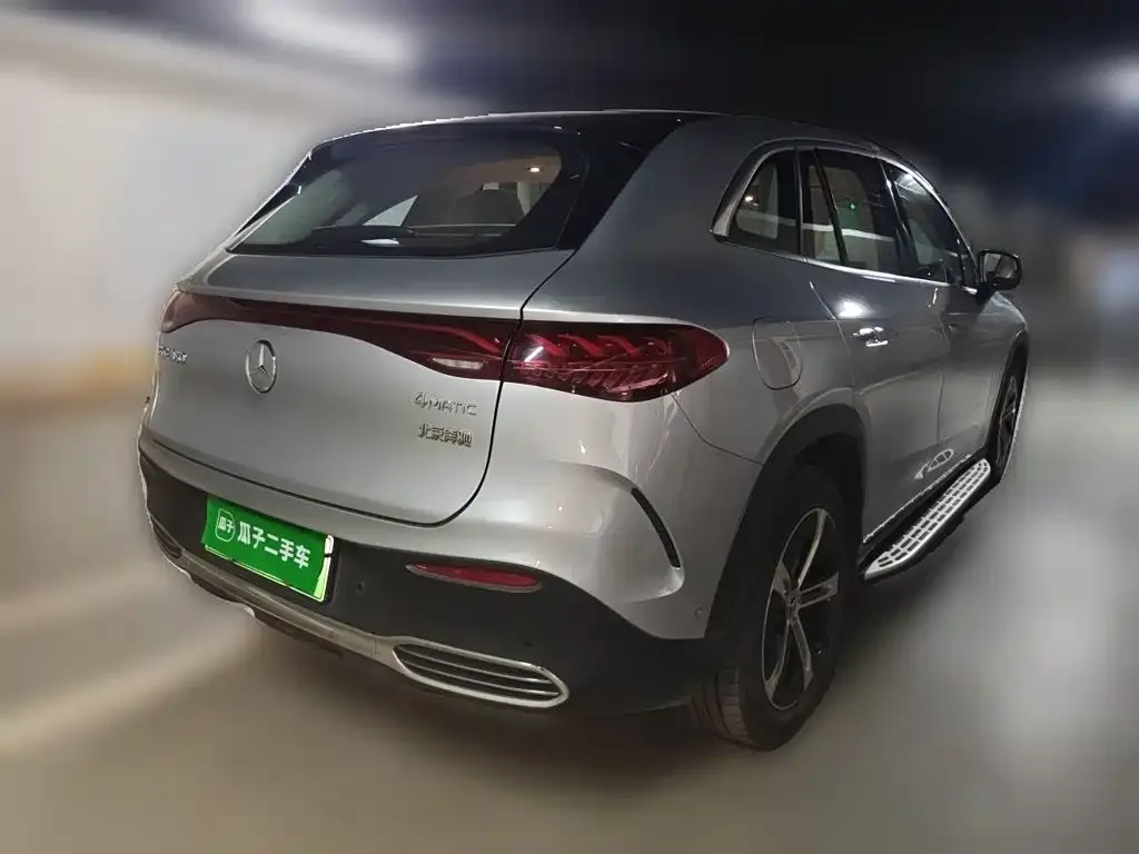 Mercedes-Benz EQE SUV — фото 10