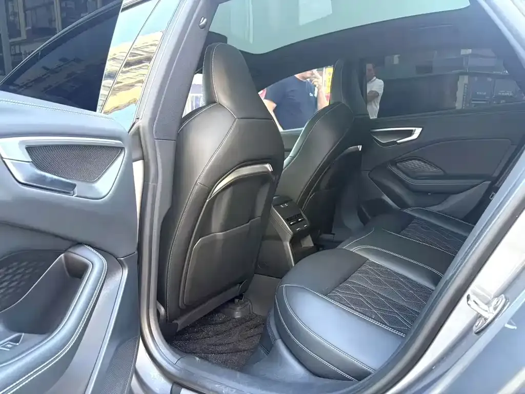 Audi A5L Sportback — фото 7