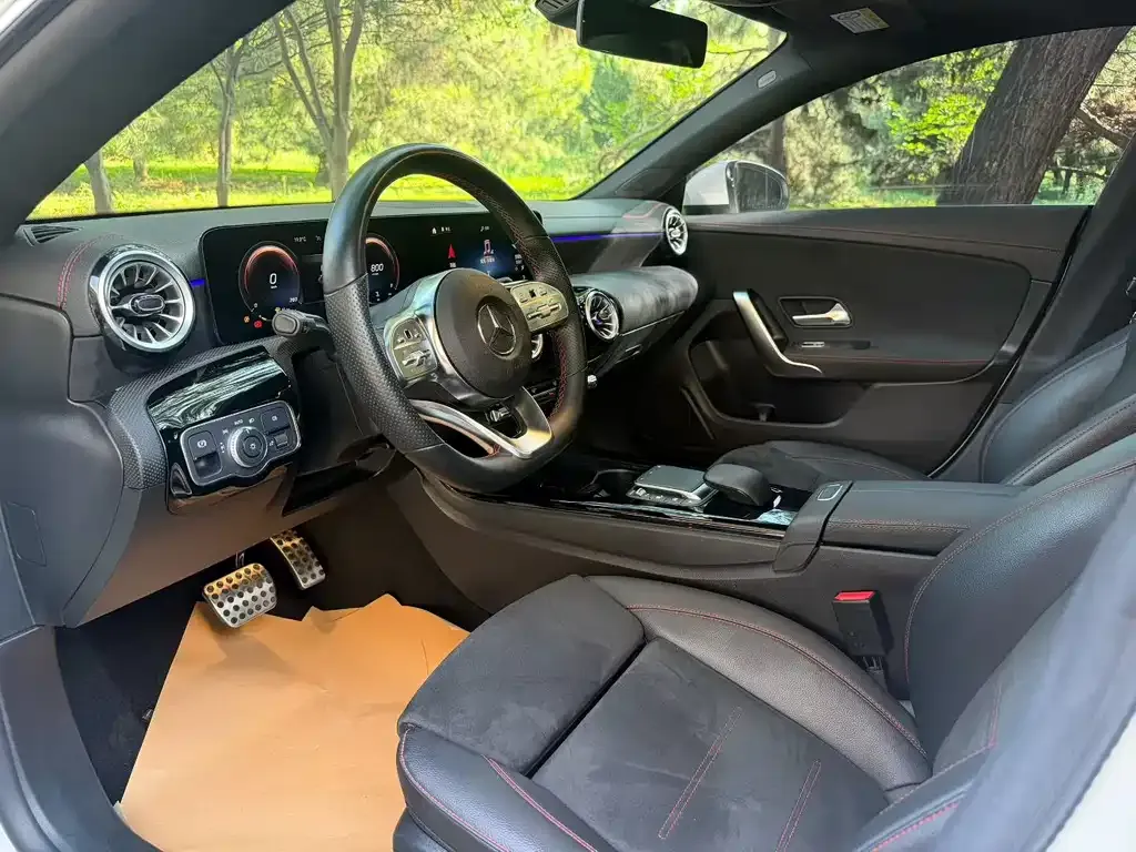 Mercedes-Benz CLA (Import) — фото 10