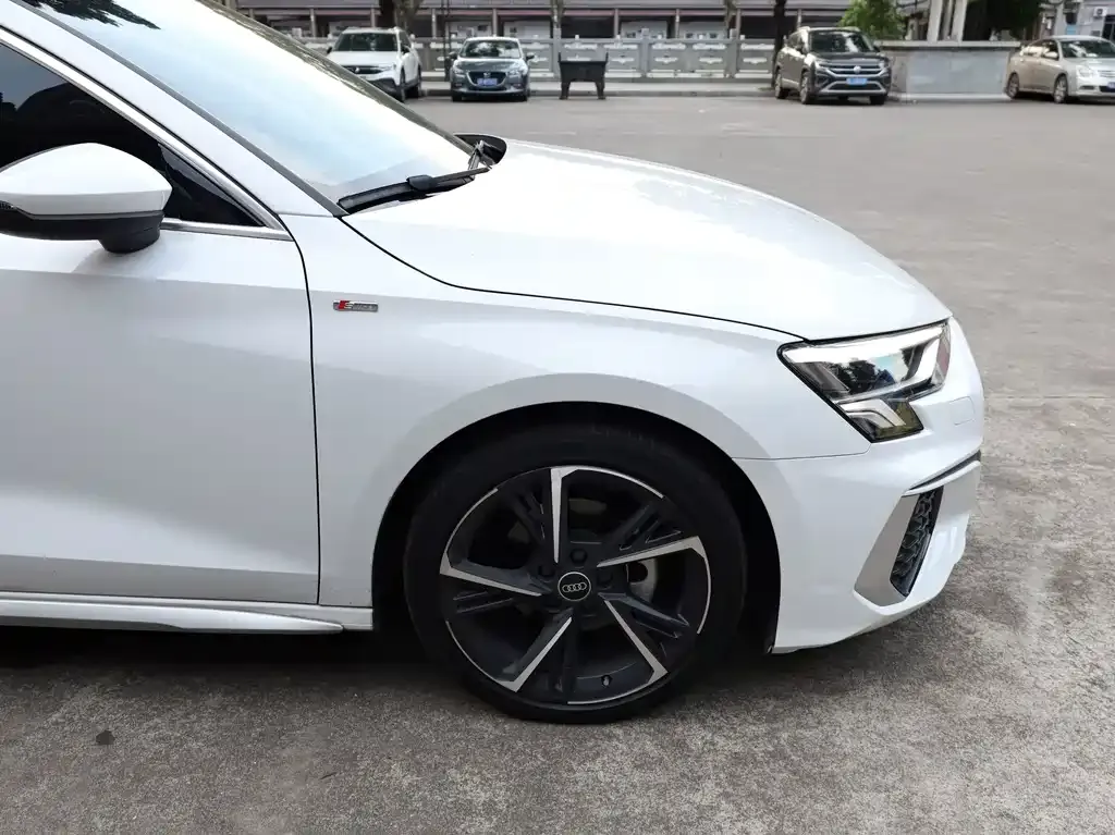 Audi A3 — фото 10