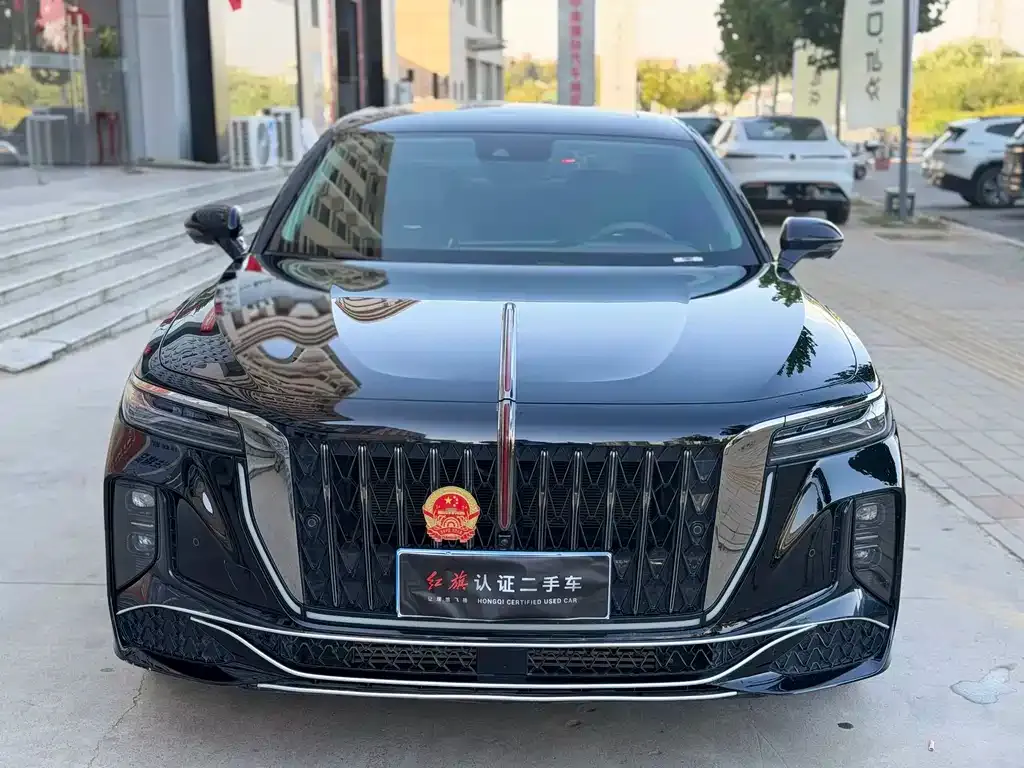 Hongqi H9 — фото 10