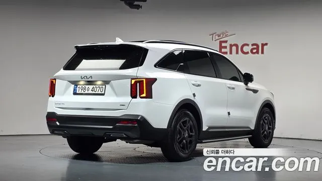 Kia Sorento — фото 5