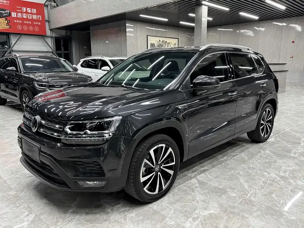 Volkswagen Tharu — фото 1