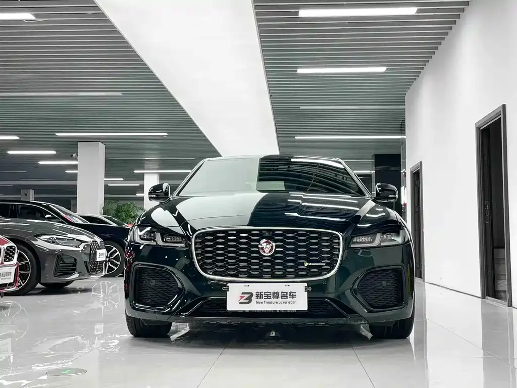 Jaguar XFL — фото 6