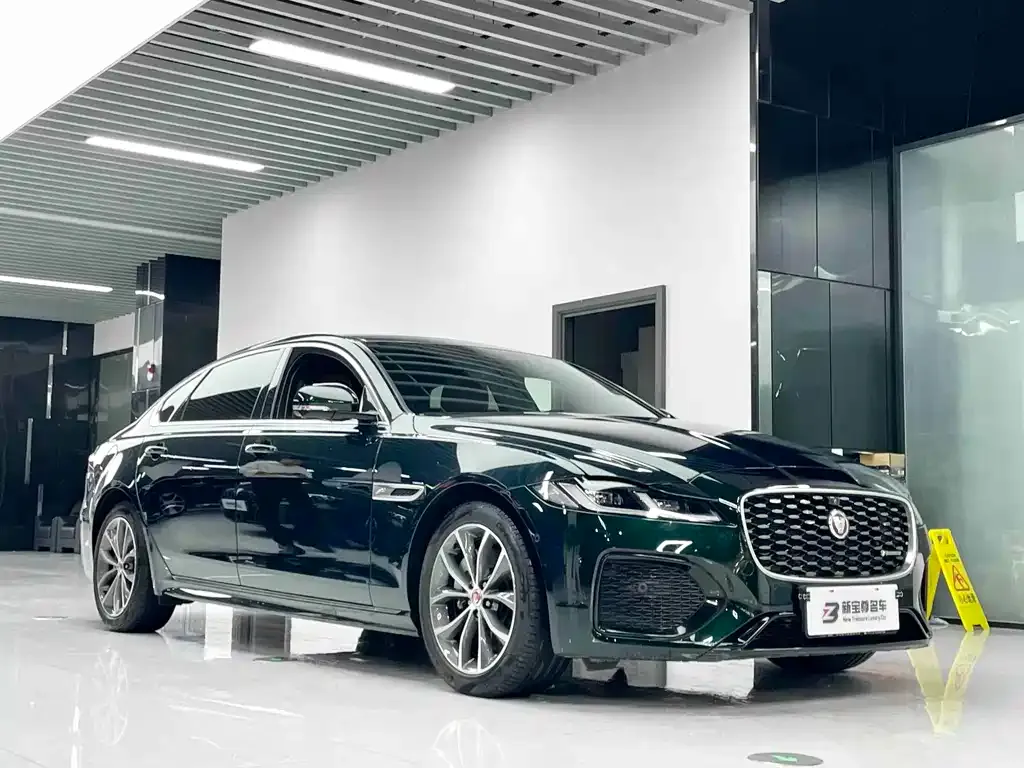 Jaguar XFL — фото 3