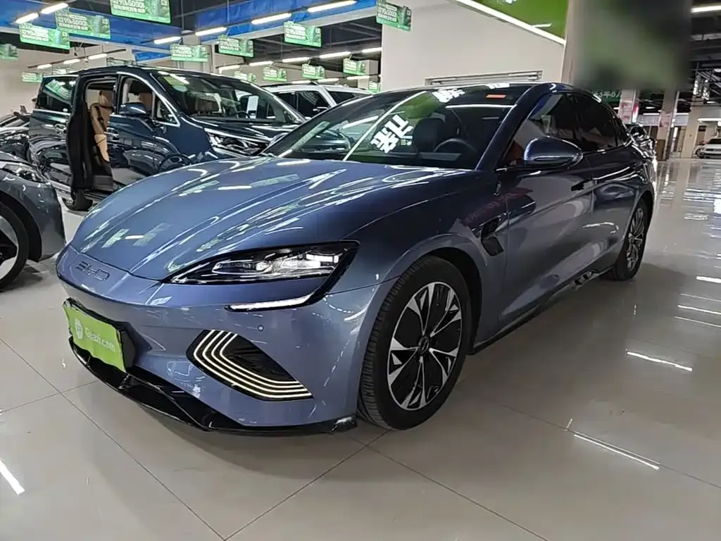 BYD Seal — фото 4