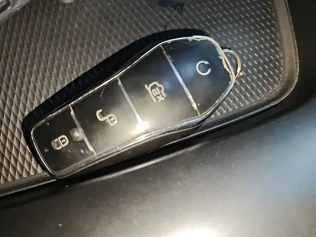 BYD Seal — фото 2
