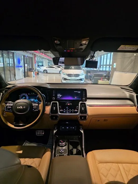 Kia Sorento — фото 8