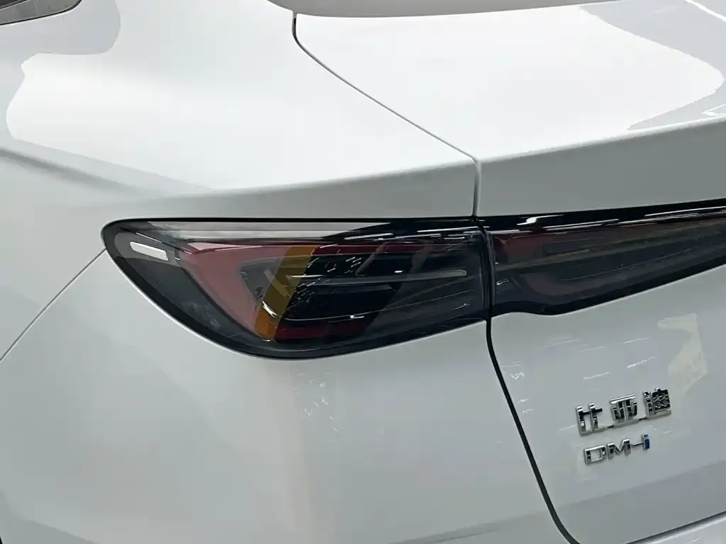 BYD Seal 06 — фото 2