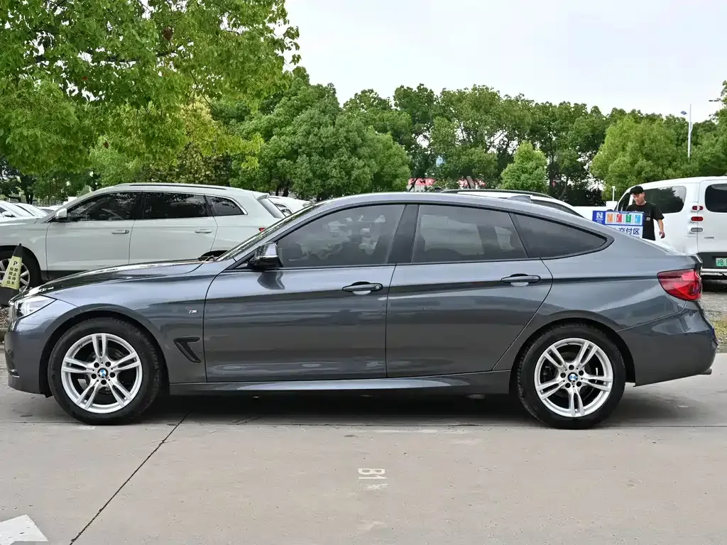 BMW 3 Series GT — фото 3