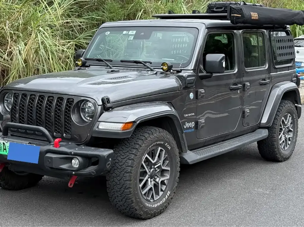Jeep Wrangler PHEV — фото 1