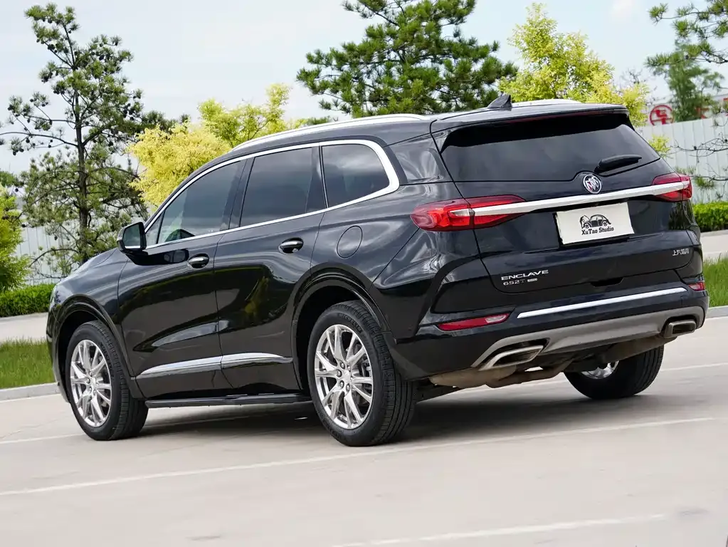 Buick Enclave — фото 6