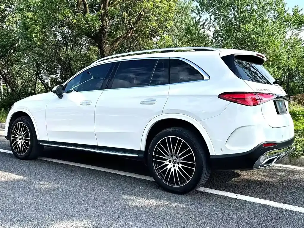 Mercedes-Benz GLC — фото 7