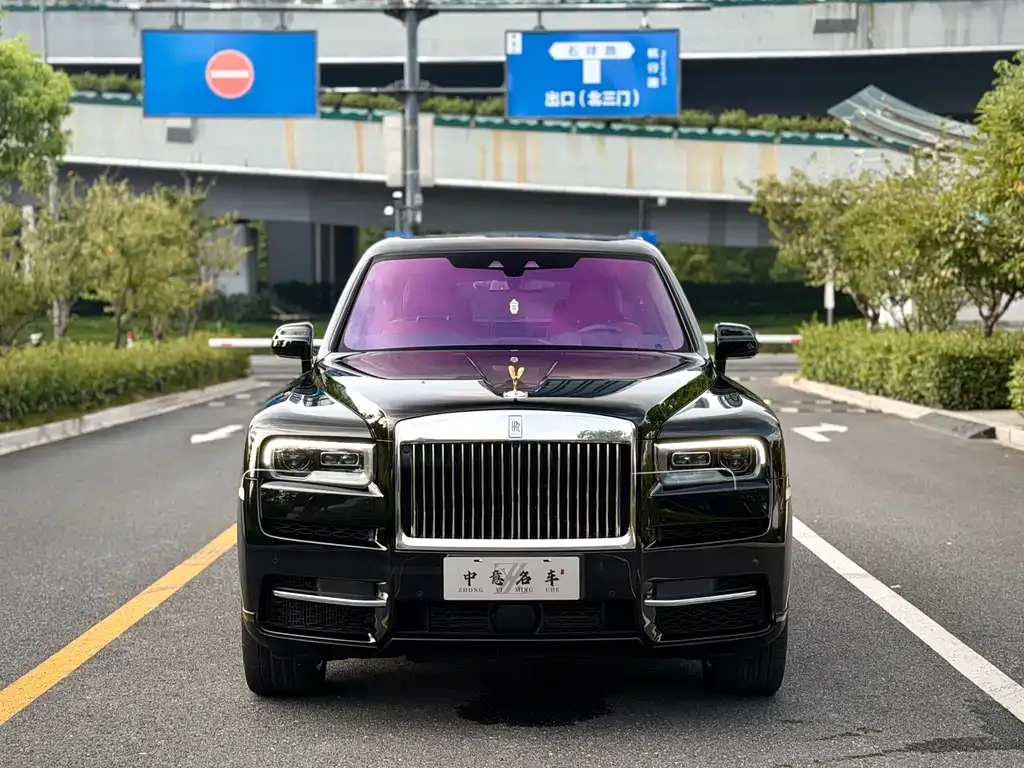 Rolls-Royce Cullinan — фото 2