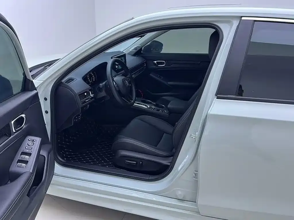 Honda Civic — фото 10