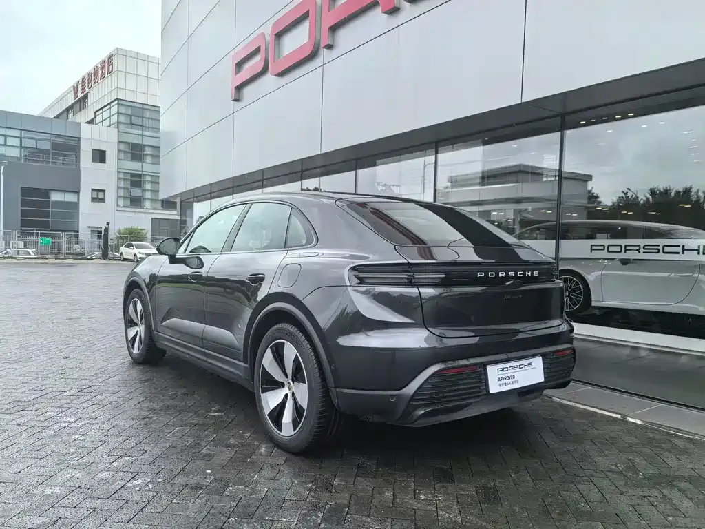 Porsche Macan EV — фото 9