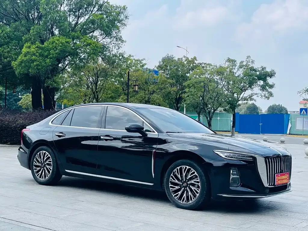 Hongqi H5 — фото 2