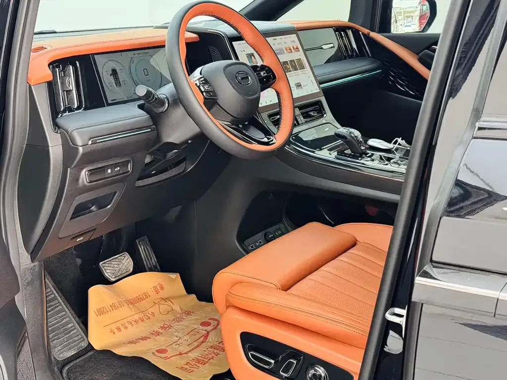 GAC Motor Trumpchi M8 — фото 10