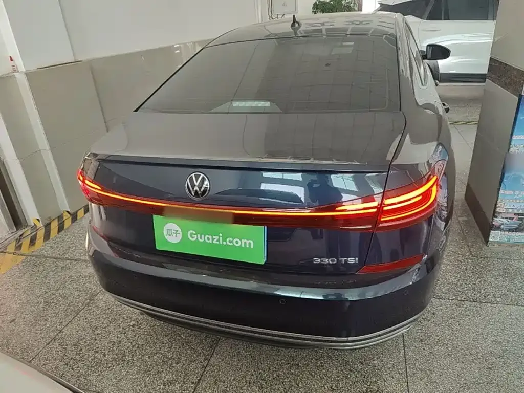 Volkswagen Passat — фото 2