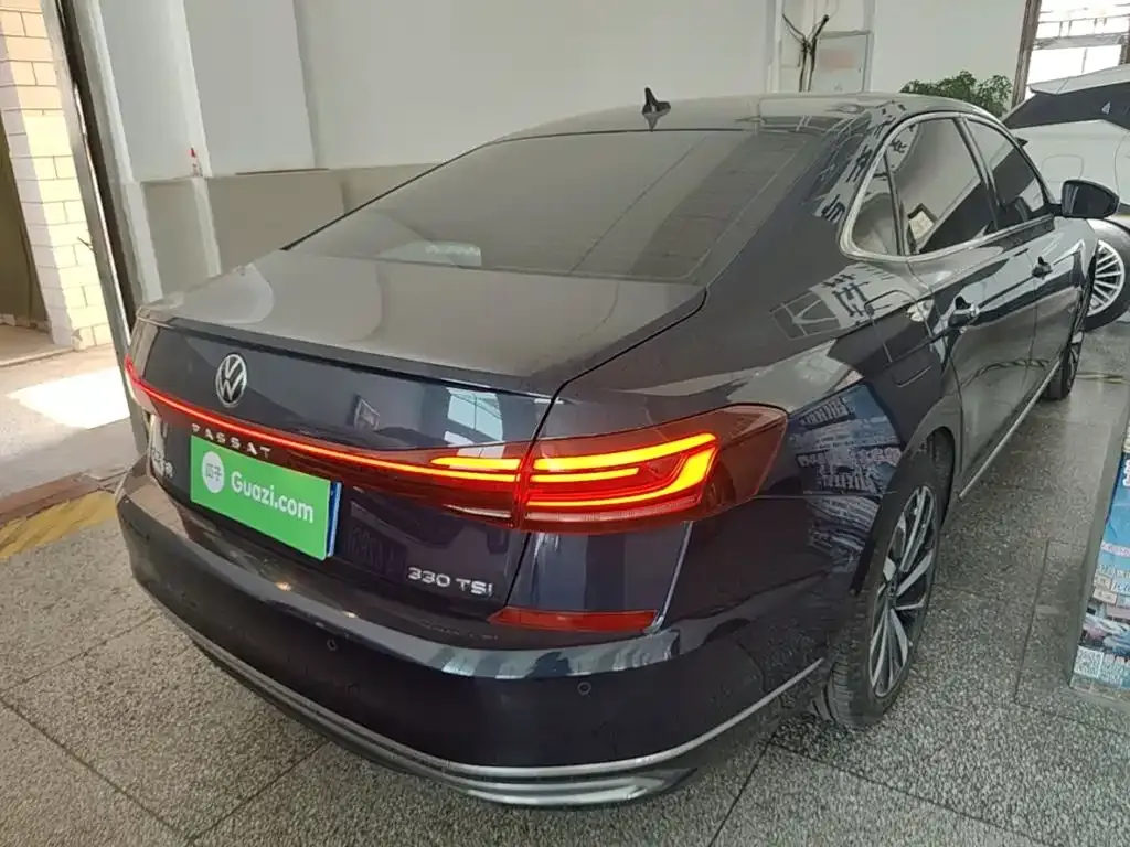 Volkswagen Passat — фото 3