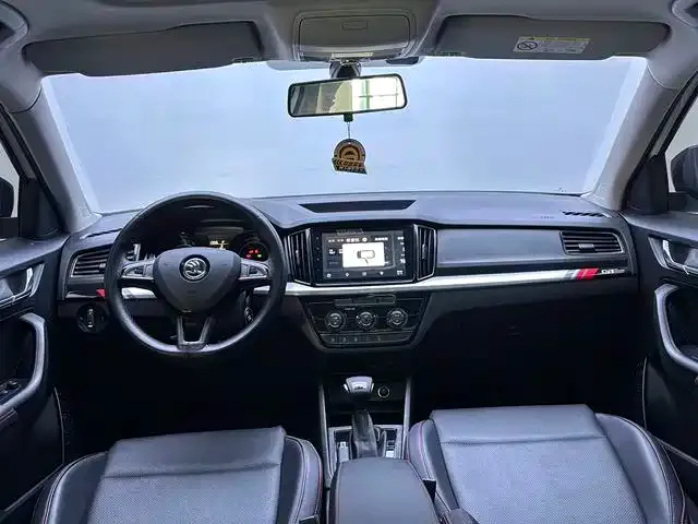 Skoda Kamiq — фото 3
