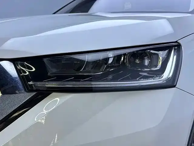 Skoda Kamiq — фото 5