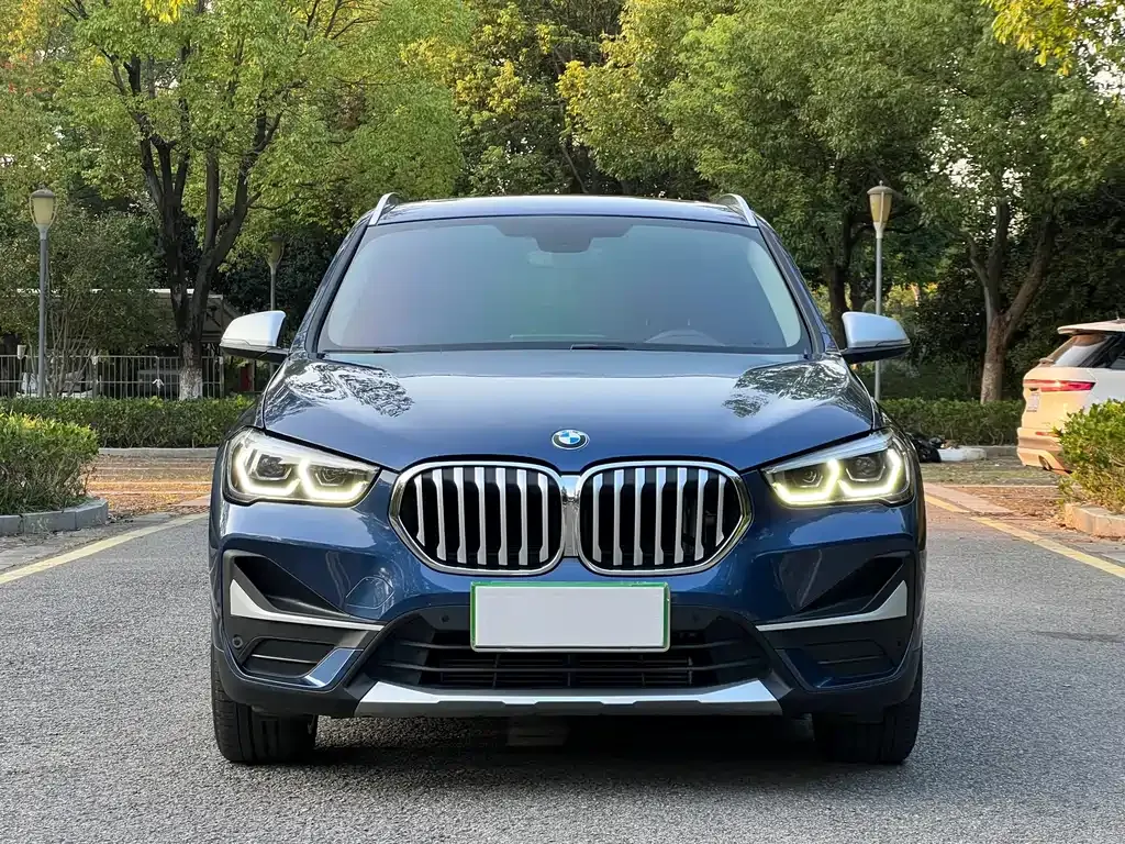 BMW X1 — фото 5
