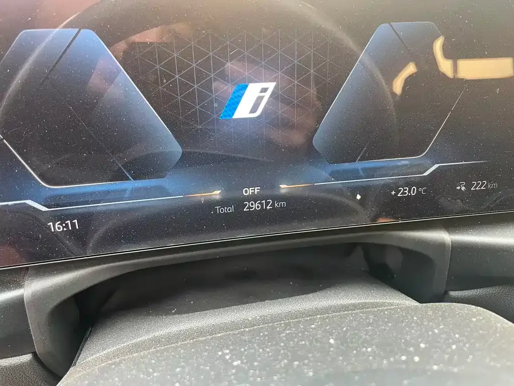BMW i4 — фото 5