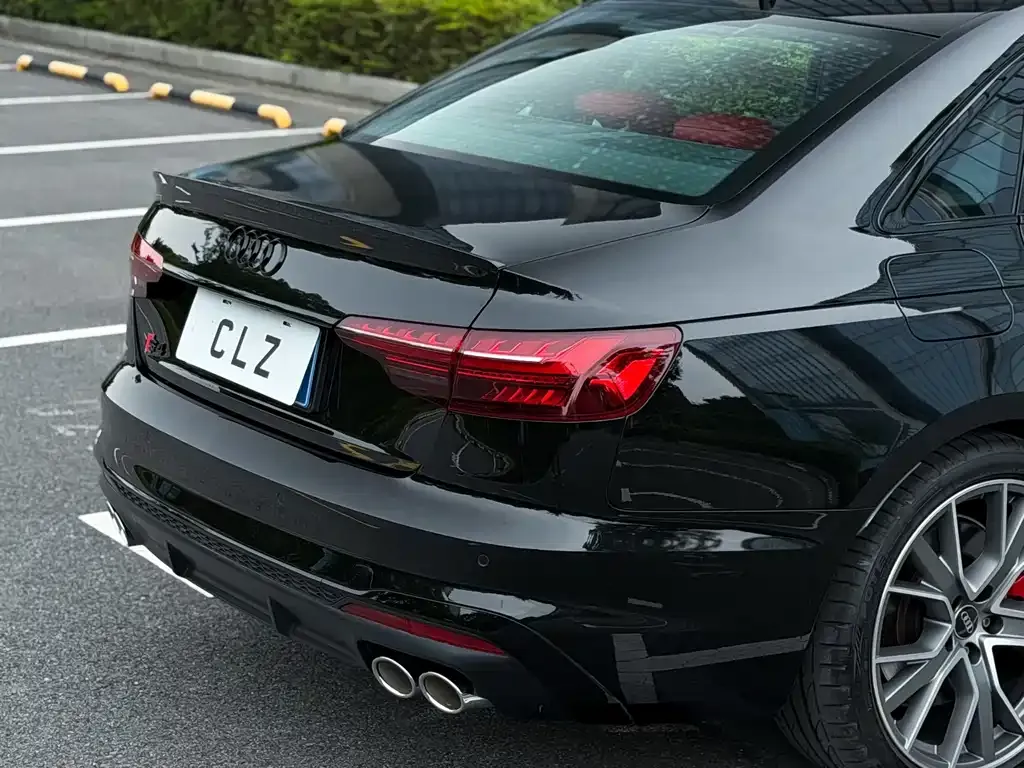 Audi S4 — фото 5
