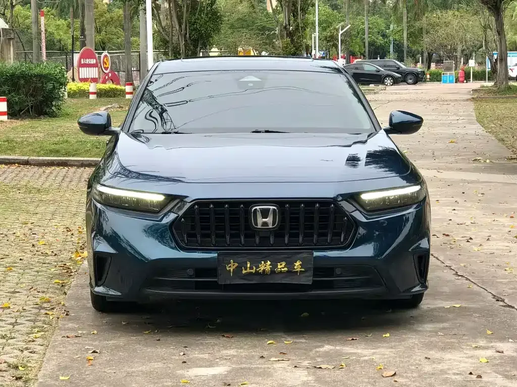 Honda Inspire — фото 8