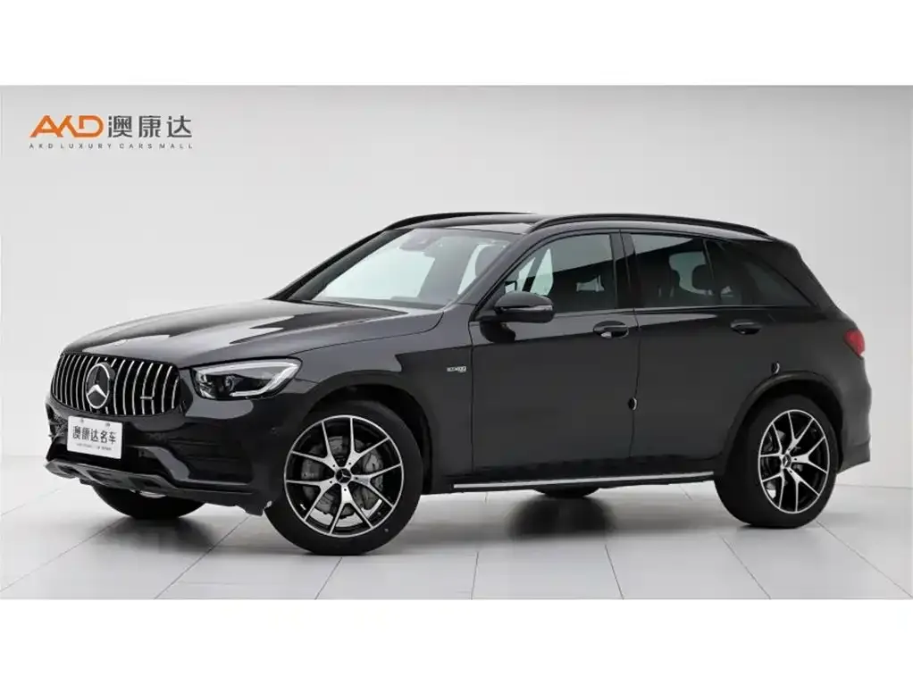 Mercedes-Benz GLC AMG — фото 1