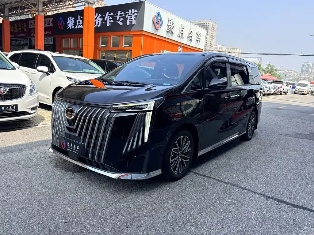 GAC Motor Trumpchi M8 — фото 1