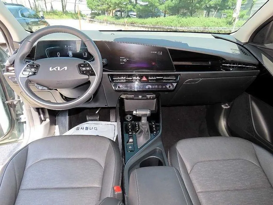 Kia Niro — фото 10