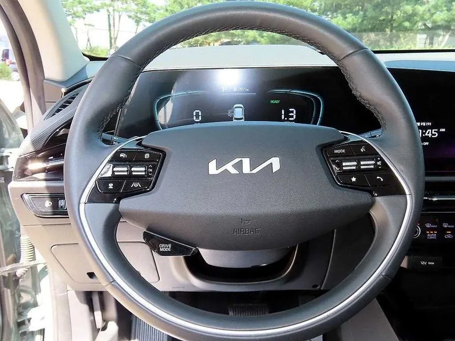 Kia Niro — фото 4