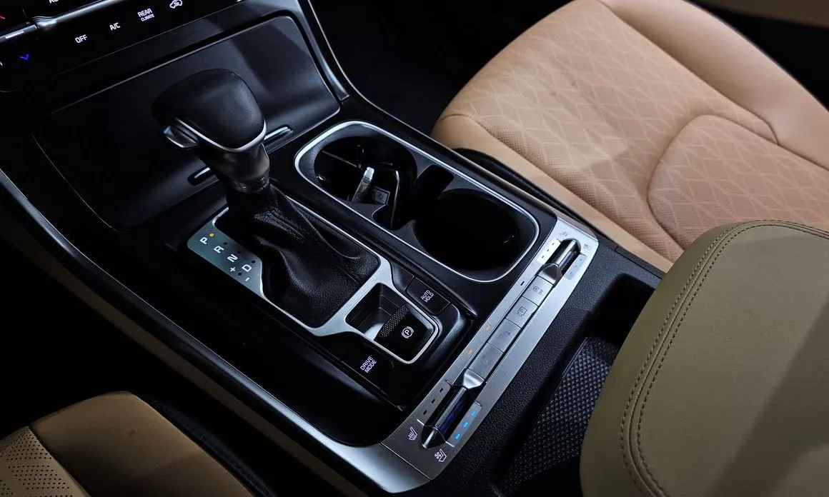 Kia Carnival — фото 10