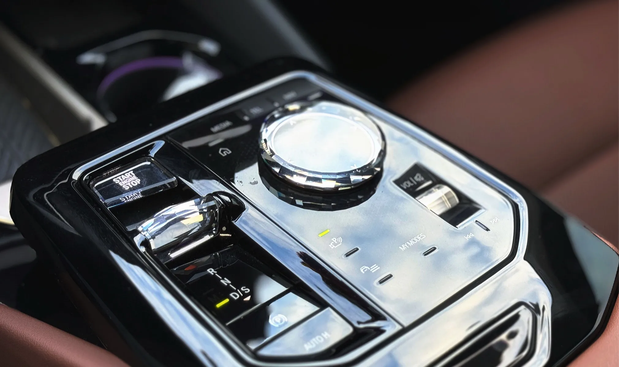 BMW 5 Series — фото 10