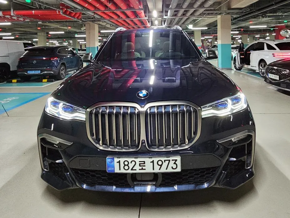 BMW X7 — фото 1