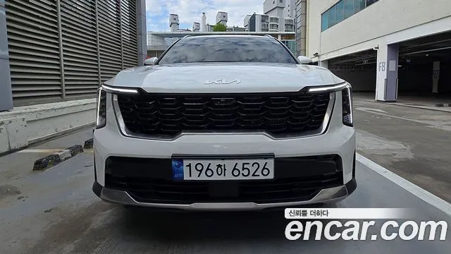Kia Sorento — фото 1