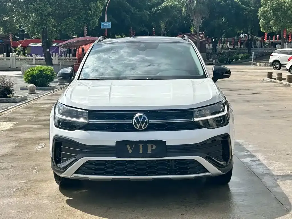 Volkswagen Tharu — фото 4