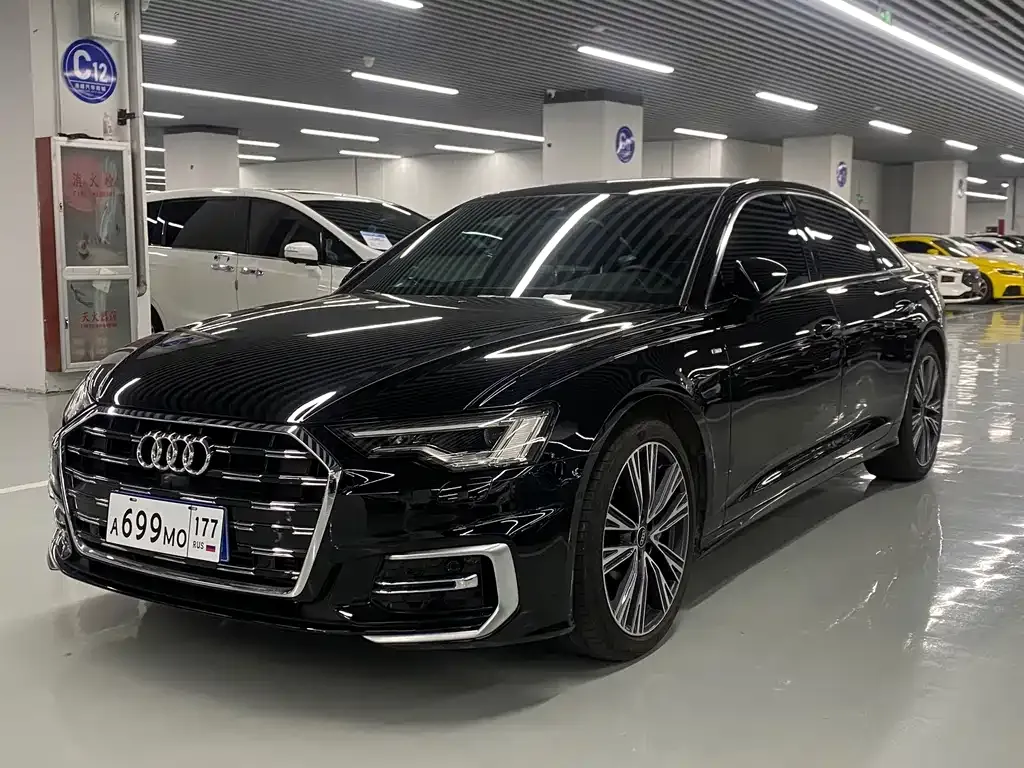 Audi A6L — фото 1