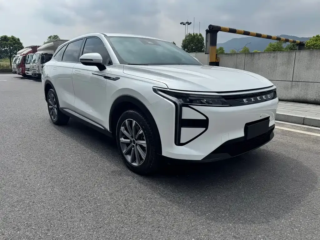 Exeed Yaoguang C-DM — фото 9