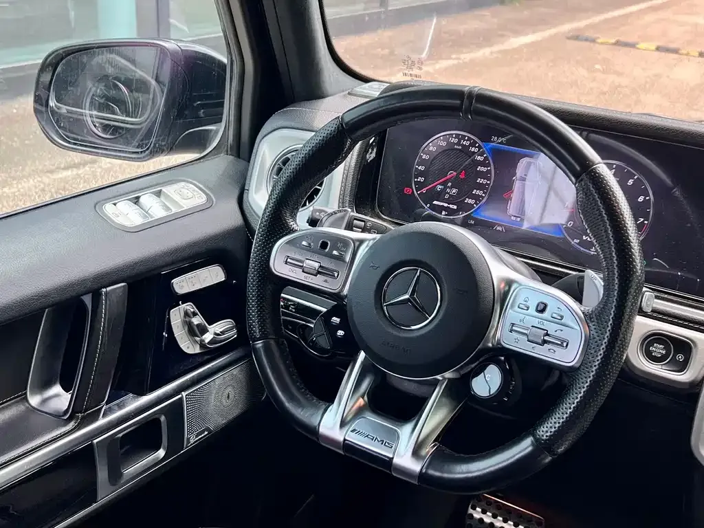 Mercedes-Benz G-Class AMG — фото 7