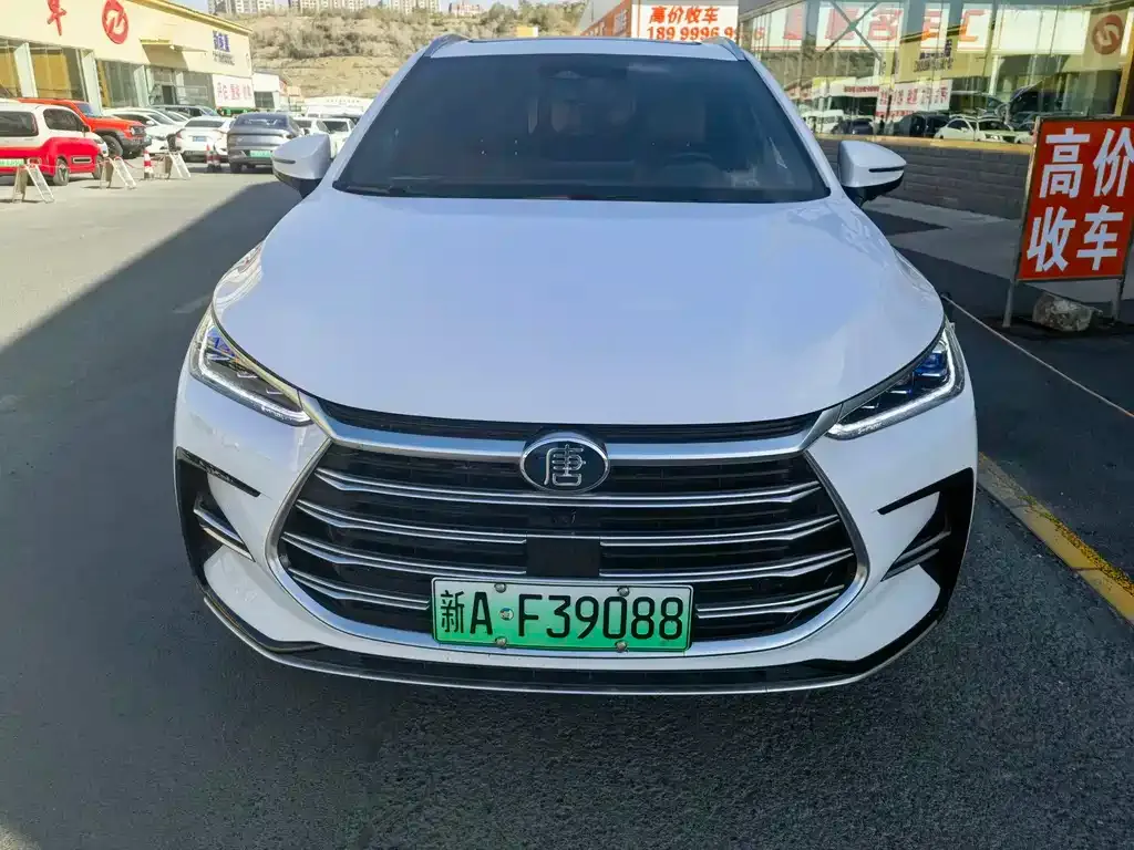 BYD Tang — фото 2