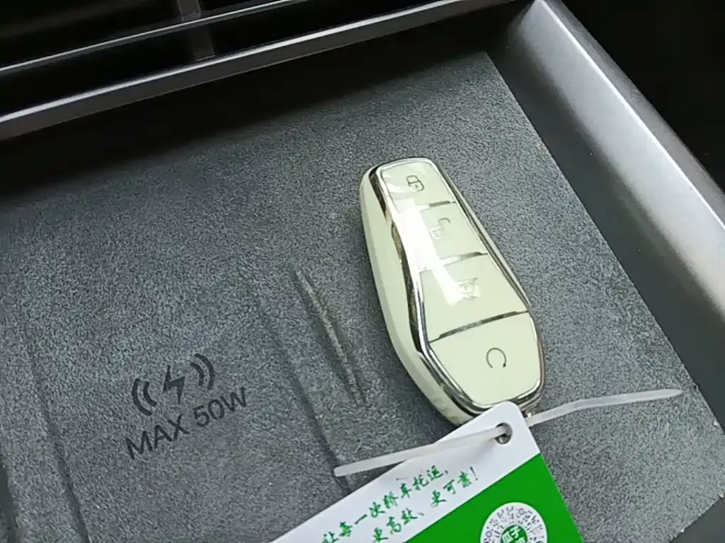 BYD Seal 07 DM-i — фото 4