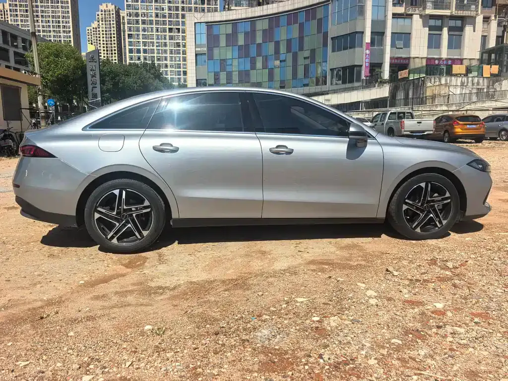 Roewe D7 — фото 4