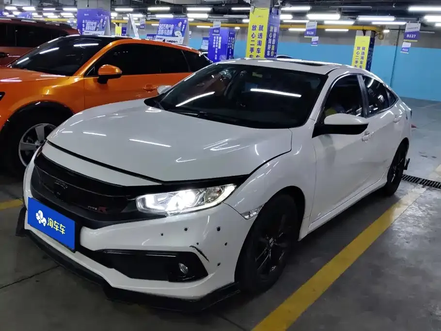 Honda Civic — фото 1