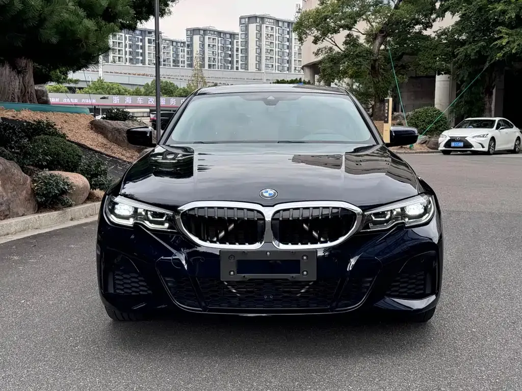 BMW 3 Series — фото 9