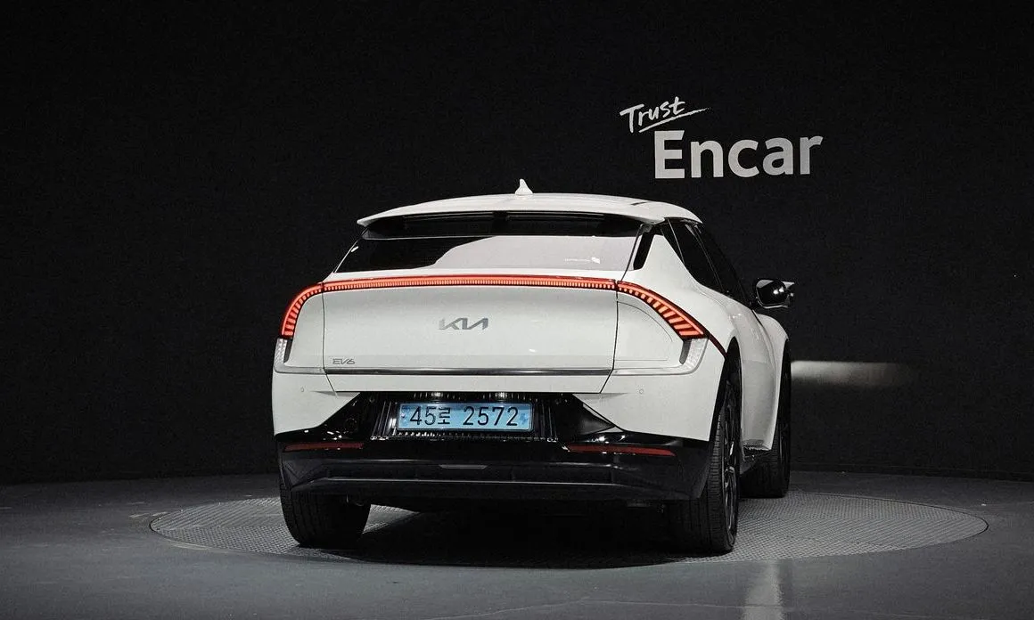 Kia EV6 — фото 3
