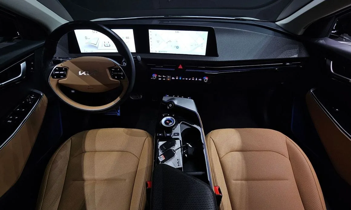 Kia EV6 — фото 9