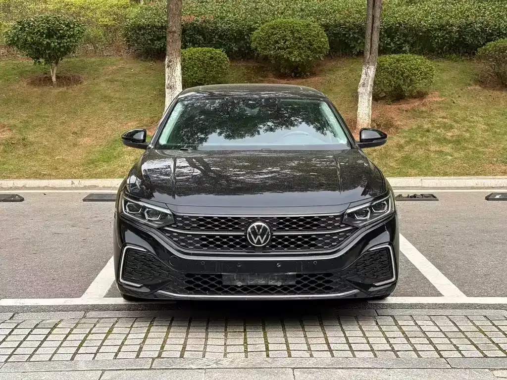 Volkswagen Passat — фото 9